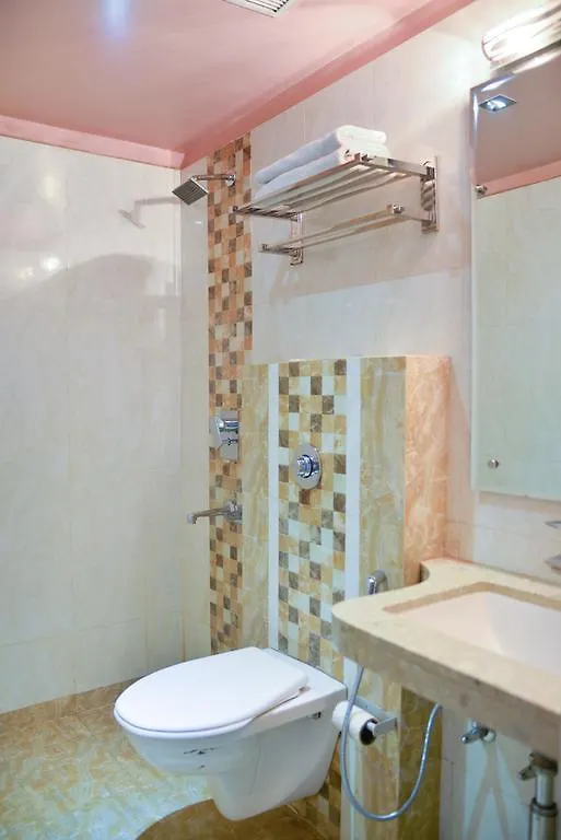 Отель Zo Rooms Assi Ghat Shivala Market Варанаси